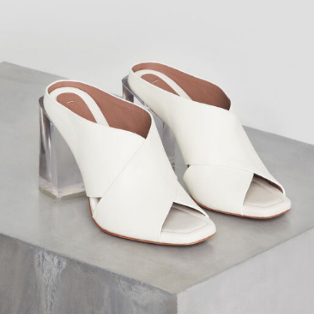 "Ilia" Clear Block Heel Sandal dazzling 7 1/2 NEW